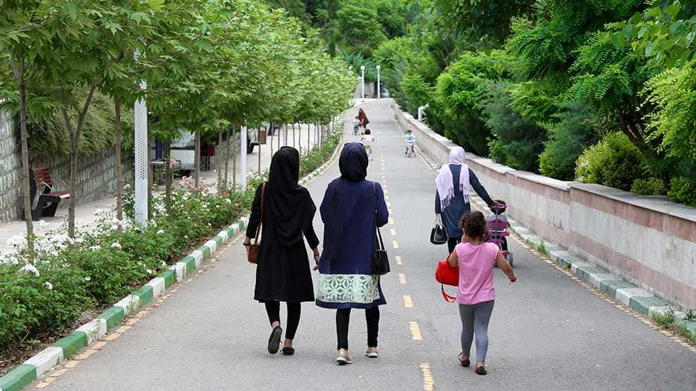 خانواده و جامعه